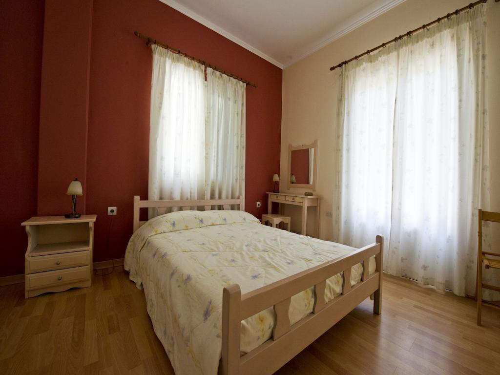 Anemos Apartment Парга Екстериор снимка