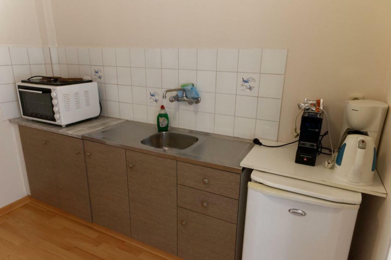 Anemos Apartment Парга Екстериор снимка